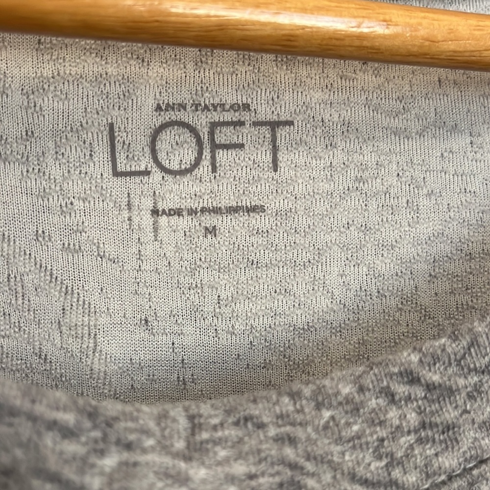Loft Top - Picture 2 of 4